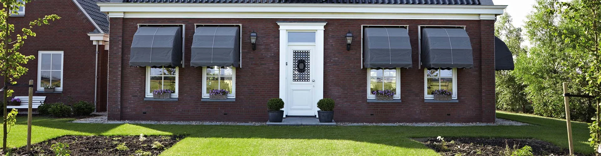 643-buitenzonwering_markiezen-header.webp 643-buitenzonwering_markiezen-header.webp