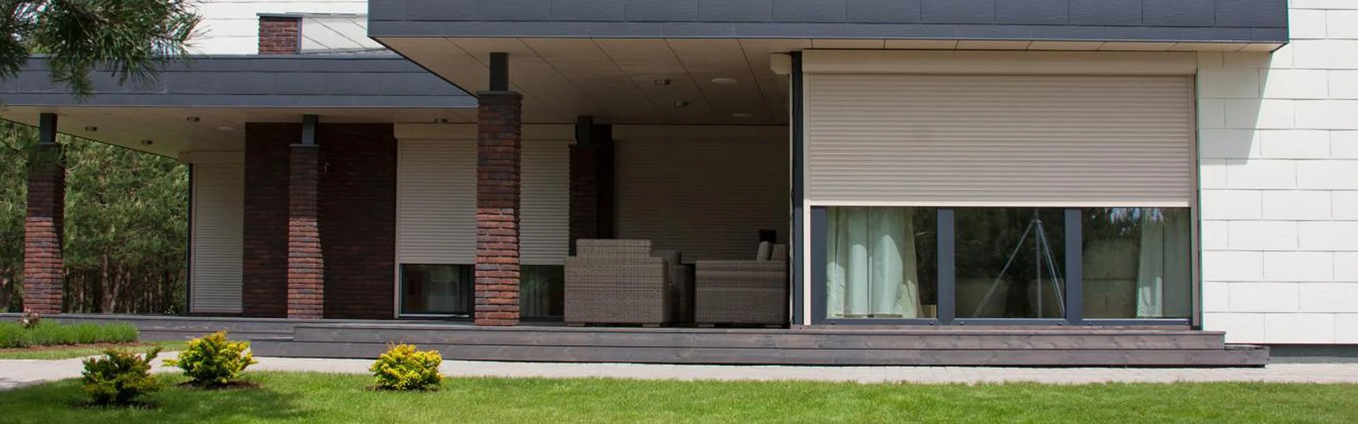 645-buitenzonwering_rolluik-header.webp